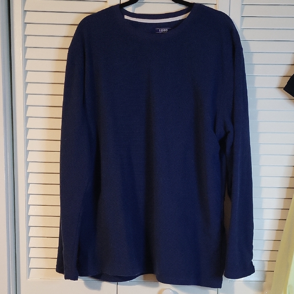 IZOD Men's Deep Blue Crewneck Sweater